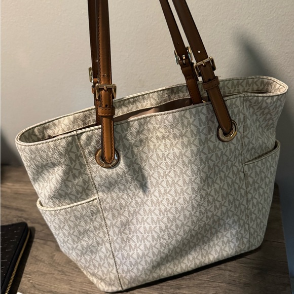 Michael Kors Cream and Tan Structured Tote - Picture 2 of 4